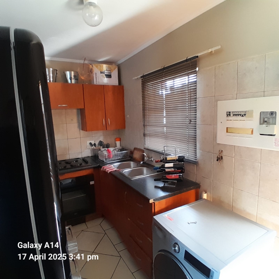 2 Bedroom Property for Sale in Rustenburg Central North West